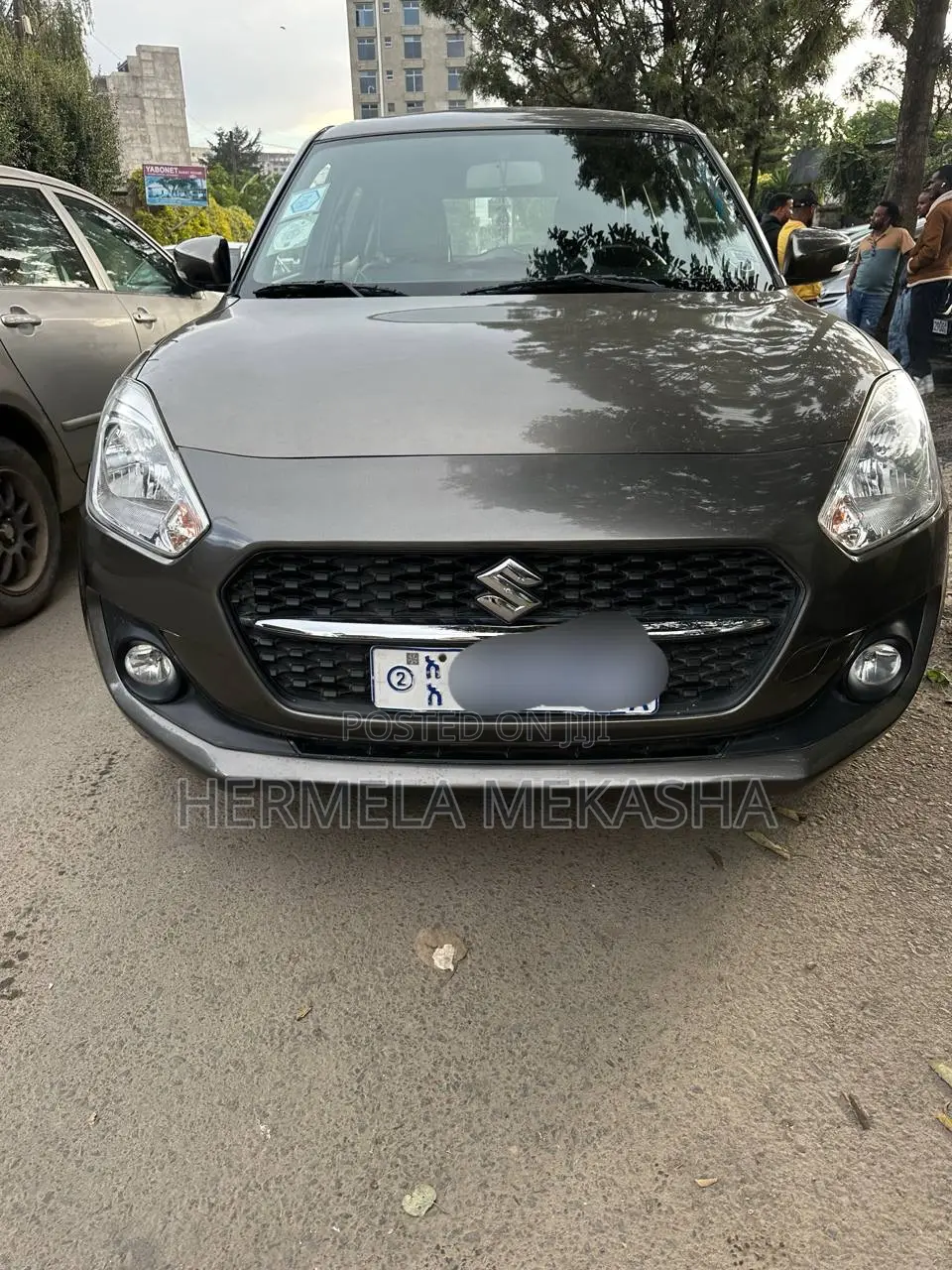 Suzuki Swift 2022 Brown
