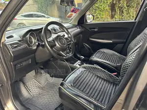 Suzuki Swift 2022 Brown