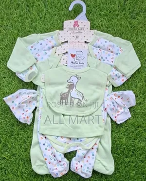 Photo - Newborn Baby 8piece Package