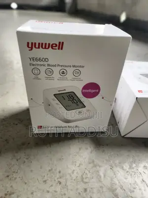 Photo - Blood Pressuer Monitor重新digital Blood Pressuer Monitor New墳塋bp Monitor