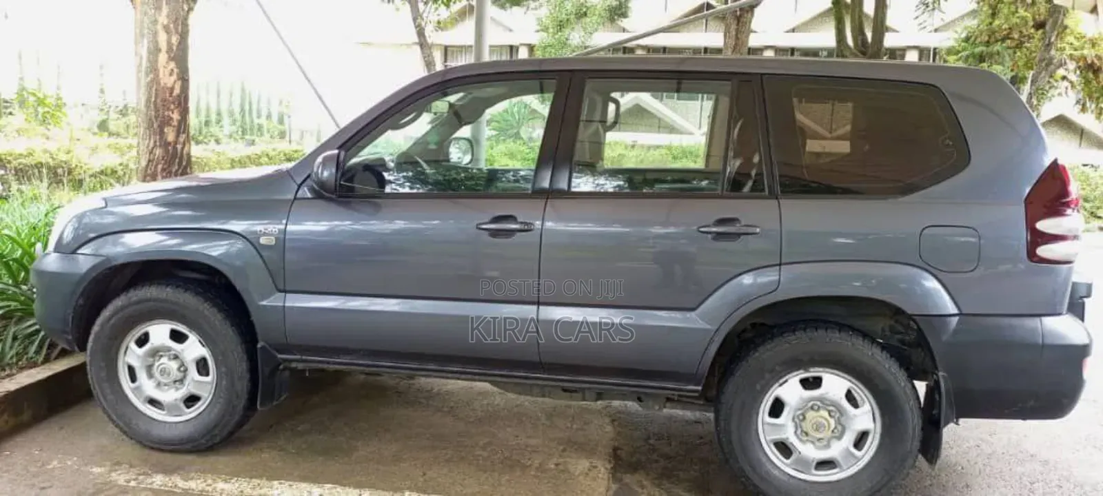 Toyota Land Cruiser Prado 2004 Gray