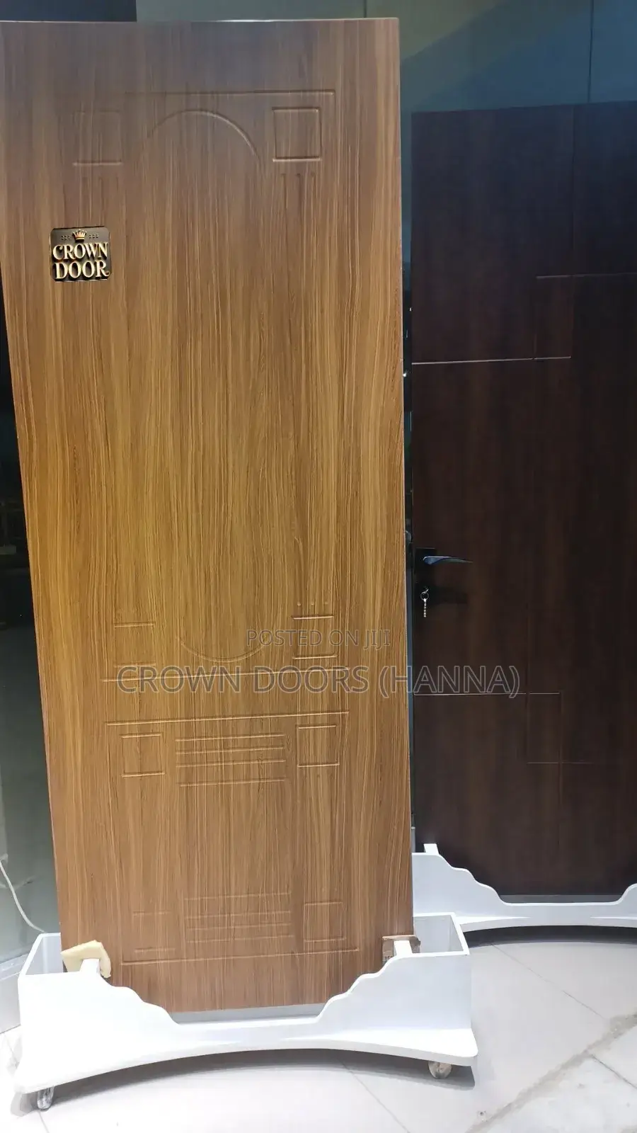 ክራውን የእንጨት በሮች