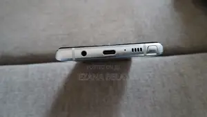 Photo - Samsung Galaxy Note 9 128 GB Gray