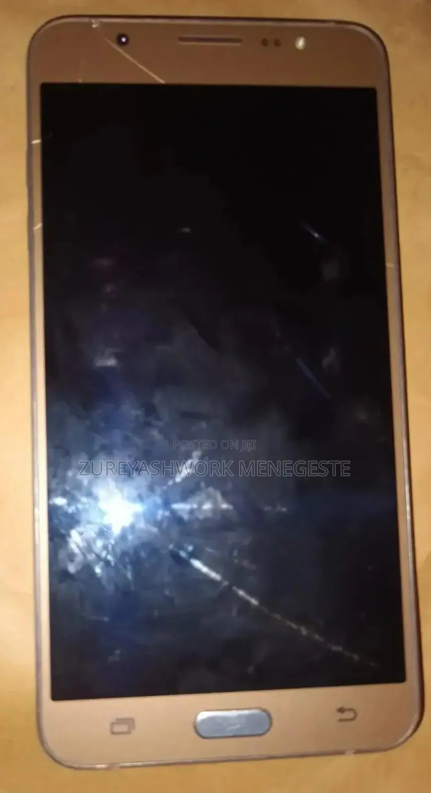 Samsung Galaxy J7 Core 16 GB Gold