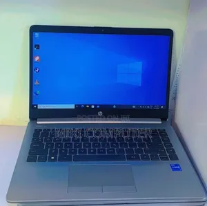 New Laptop HP Stream Notebook 8GB Intel Core i7 SSD 256GB