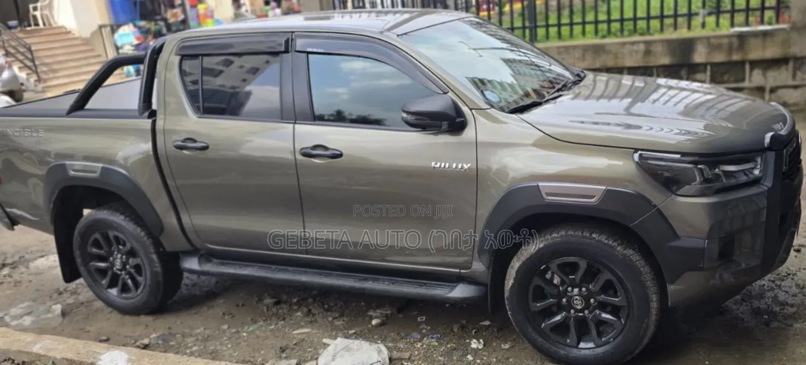 Toyota Hilux 2022 Silver