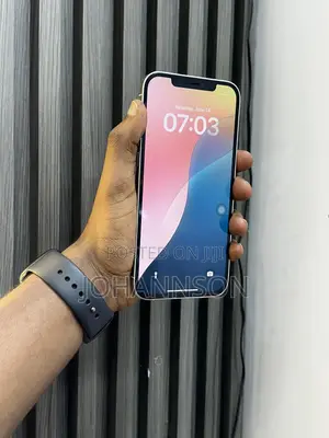 Photo - Apple iPhone 12 Pro Max 512 GB White