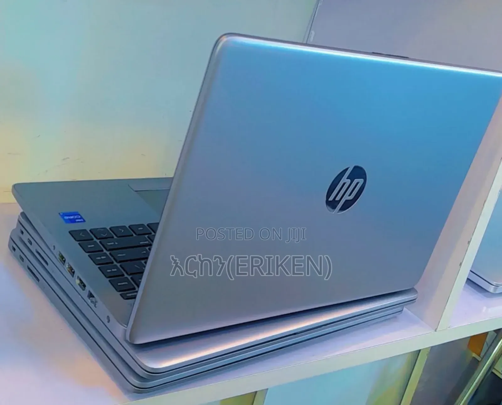 New Laptop HP 240 G8 8GB Intel Core i7 SSD 256GB