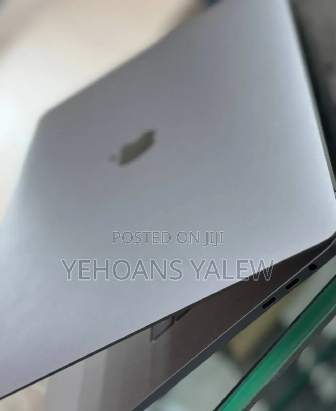 New Laptop Apple MacBook Pro 2017 16GB Intel Core I7 SSD 512GB