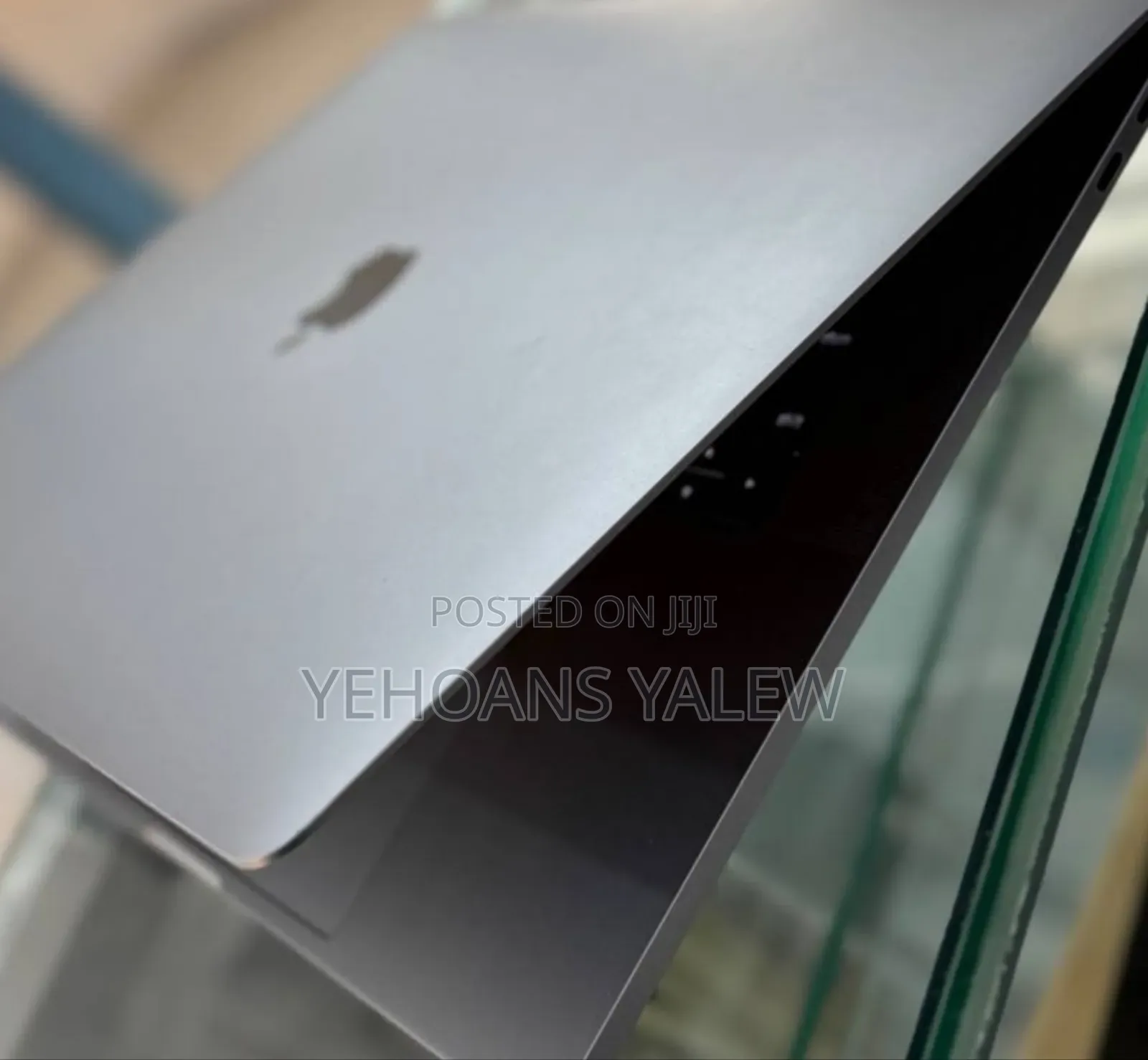 New Laptop Apple MacBook Pro 2017 16GB Intel Core I7 SSD 512GB