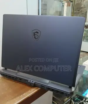 New Laptop MSI Vector 16 HX AI A2XWIG 16GB Intel Core Ultra 7 SSD 1T