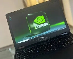 Photo - Laptop Dell Latitude 5580 8GB Intel Core I5 SSD 512GB