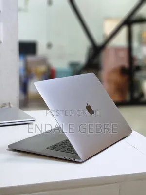 New Laptop Apple MacBook Pro 2019 32GB Intel Core I9 SSD 1T