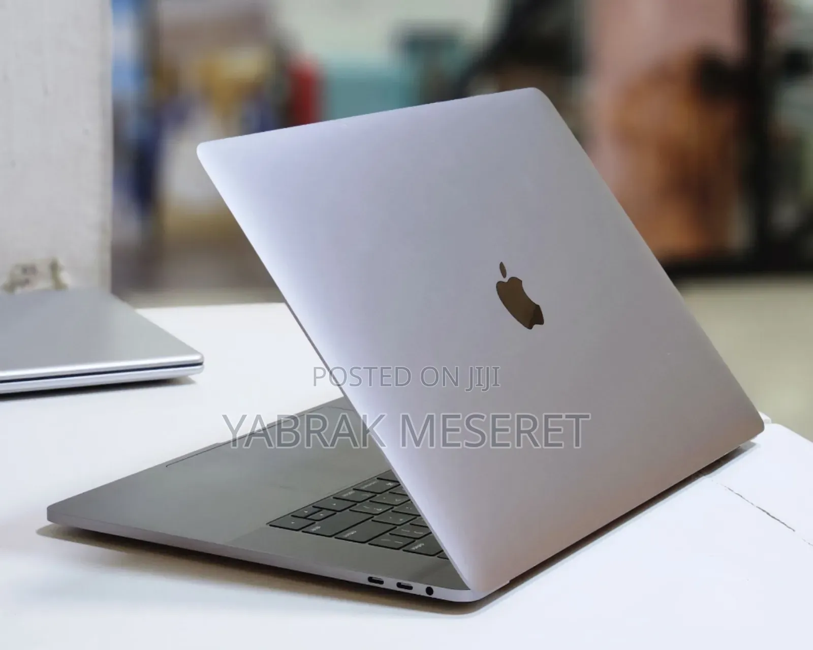 New Laptop Apple MacBook Pro 2019 32GB Intel Core I9 SSD 1T