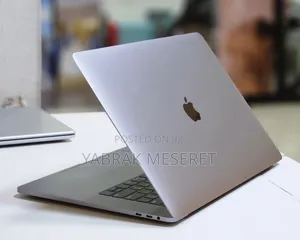 New Laptop Apple MacBook Pro 2019 32GB Intel Core I9 SSD 1T