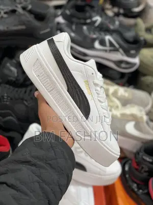Photo - Puma Smash V3 Best Puma Sneakers White