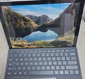 Photo - New Laptop Microsoft Surface 16GB Intel Core I7 SSD 256GB