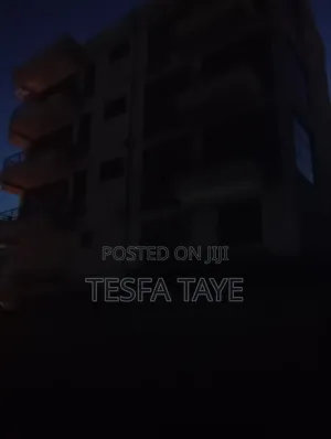 8bdrm Apartment in Yeka for rent