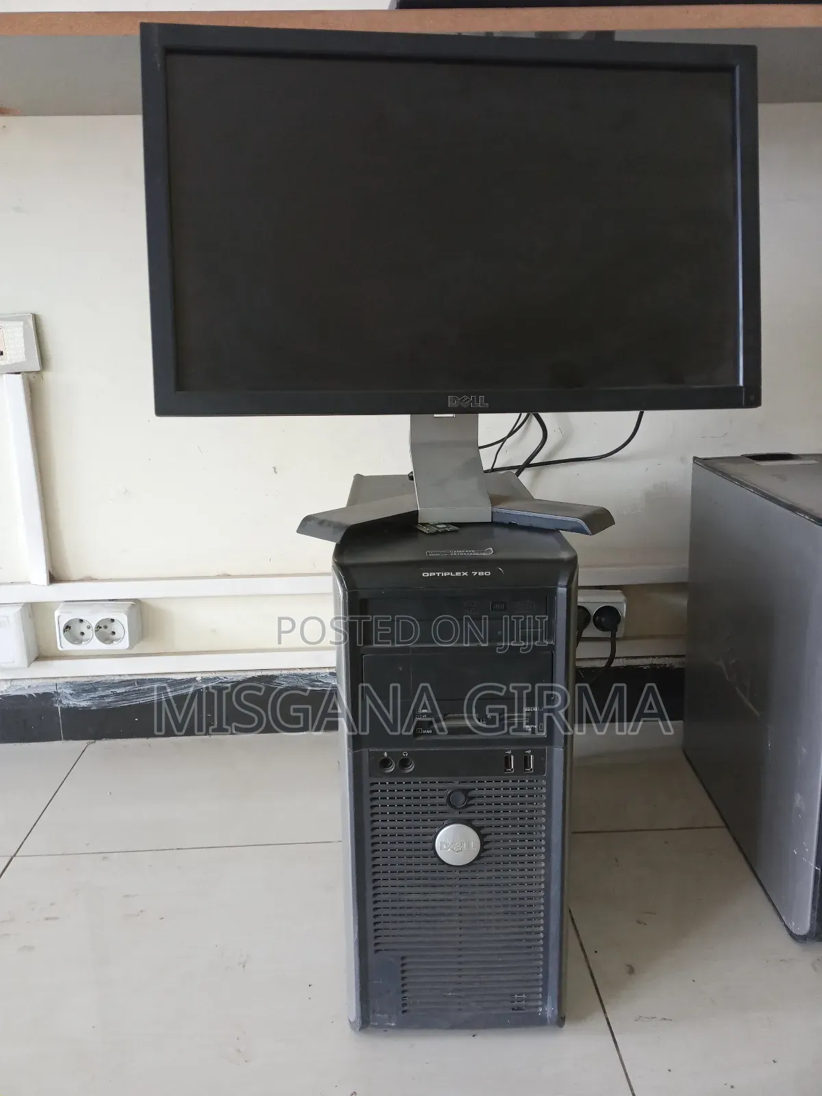 Desktop Computer Dell OptiPlex 780 4GB Intel Core 2 Duo HDD 500GB