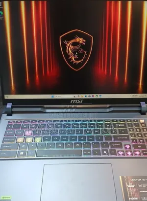 New Laptop MSI Vector 16 HX AI A2XWIG 16GB Intel Core Ultra 7 SSD 1T