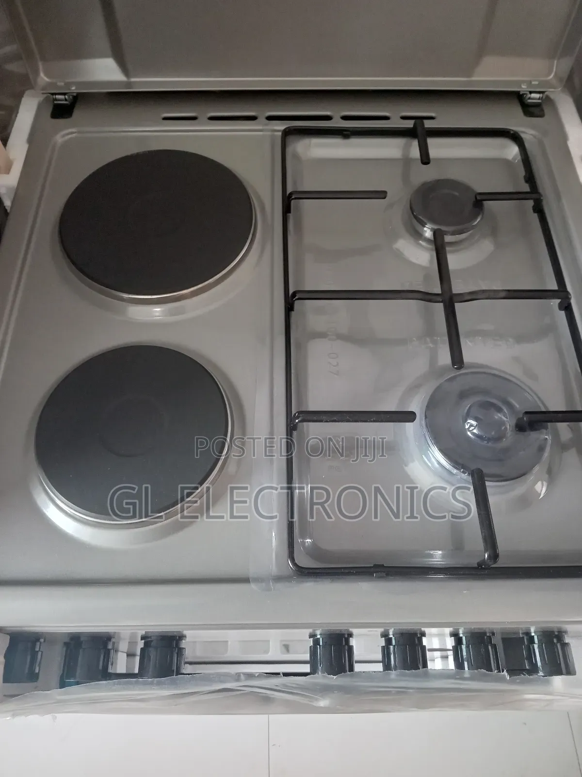 Ardo Oven ስልሳ በስልሳ