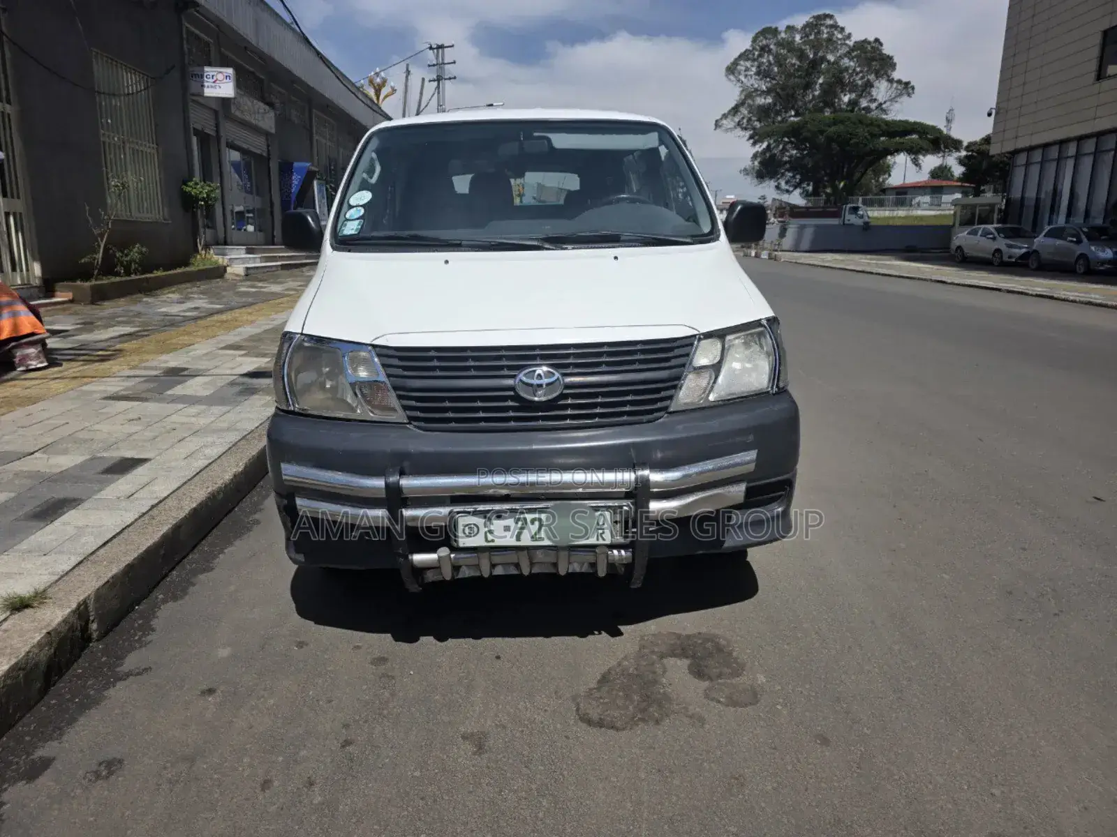Toyota HiAce 2008 White