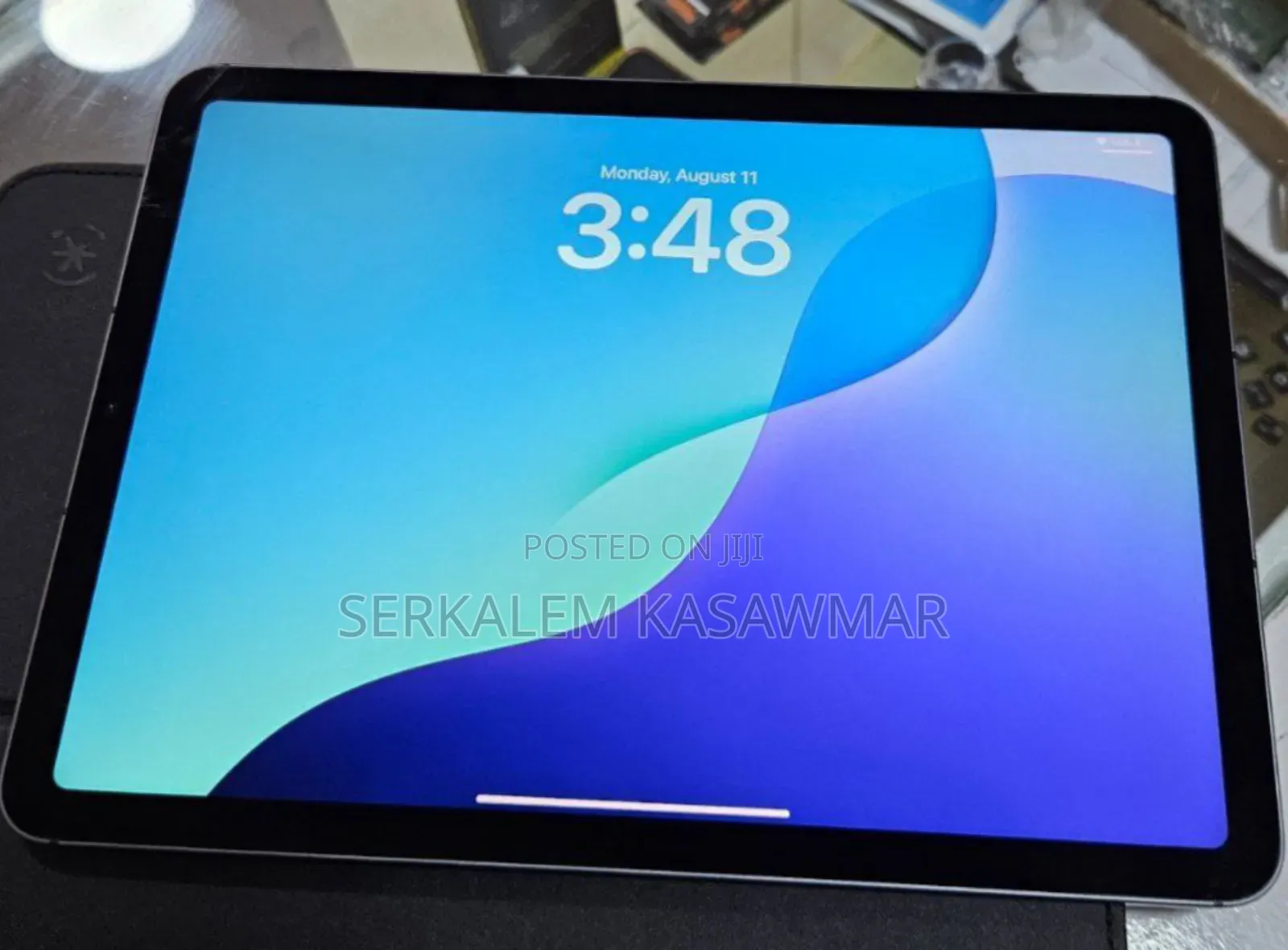 New Apple iPad Air (2022) 64 GB Silver