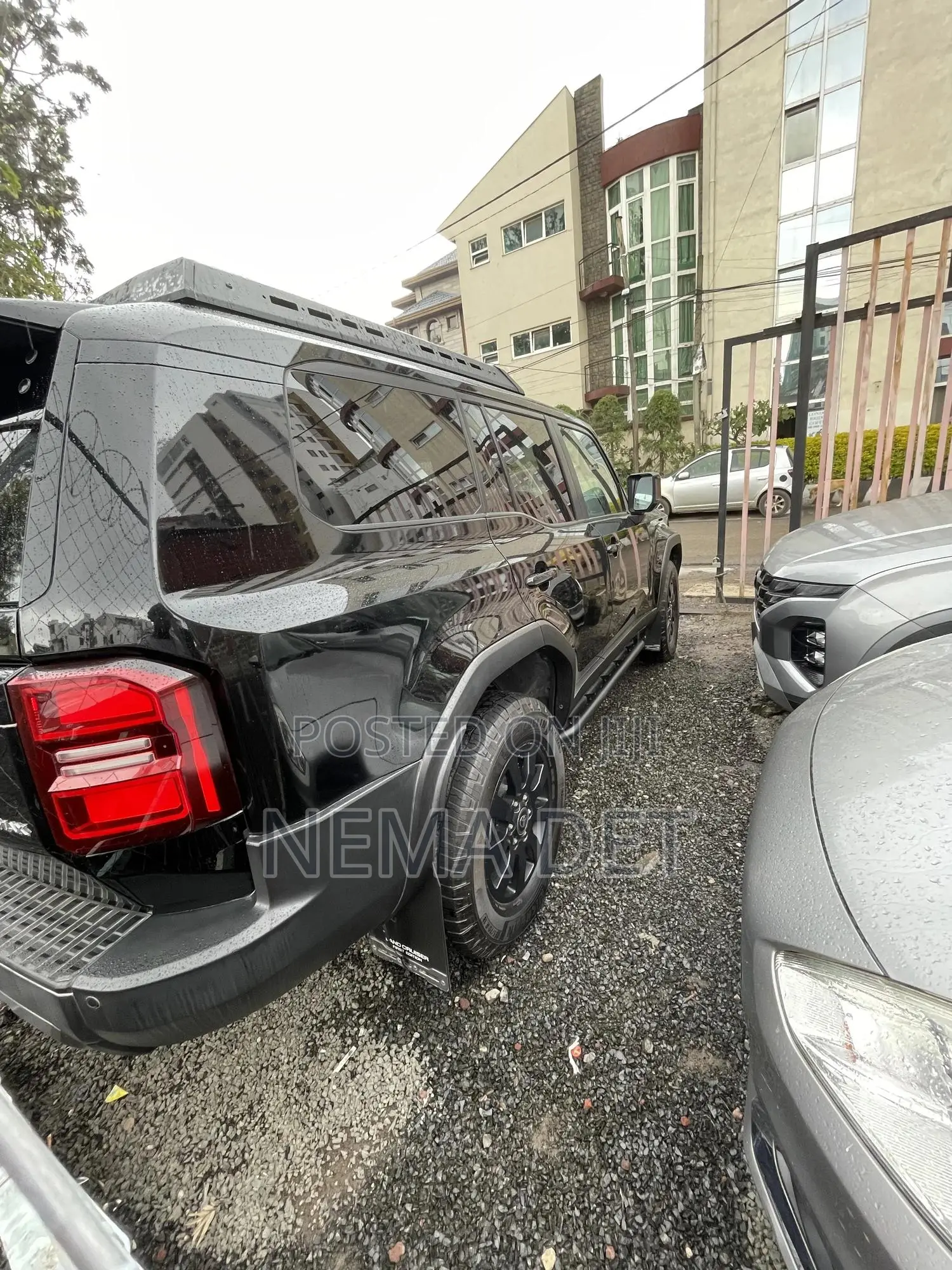 New Toyota Land Cruiser Prado 2.4 Hybrid 2024 Black