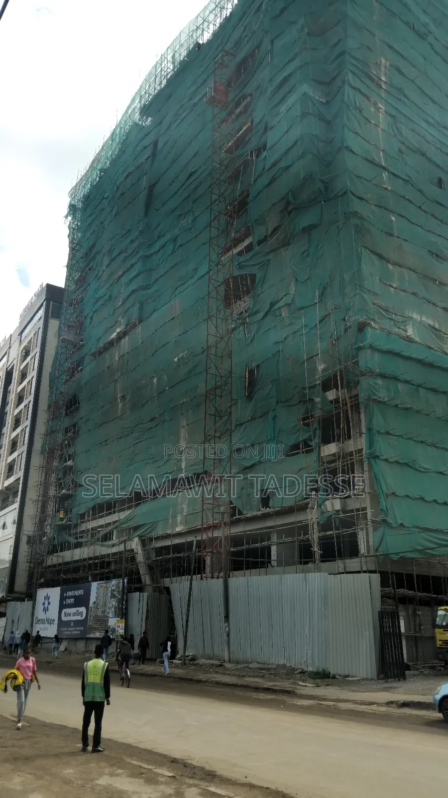 3bdrm Apartment in Dema Hope Real, Bole for sale