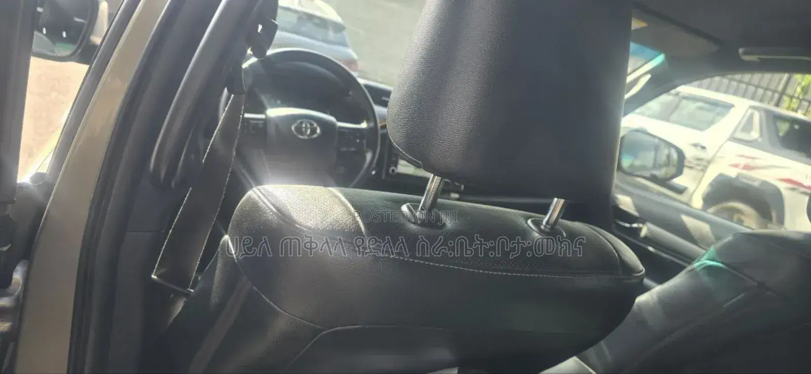 Toyota Hilux 2021 Green