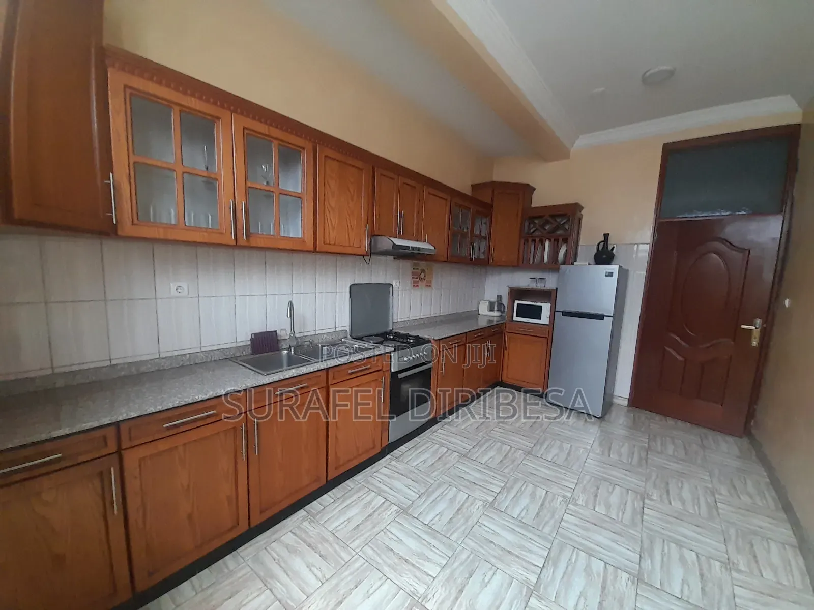 Furnished 6bdrm Villa in Bole for rent