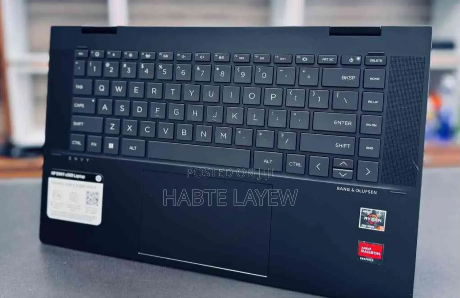 New Laptop HP Envy X360 8GB AMD Ryzen 5 SSD 512GB