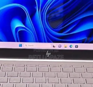 New Laptop HP Envy X360 8GB Intel Core i5 SSD 512GB