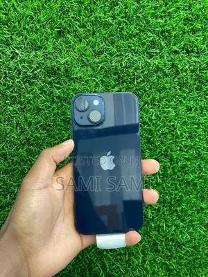 Photo - New Apple iPhone 14 128 GB Blue