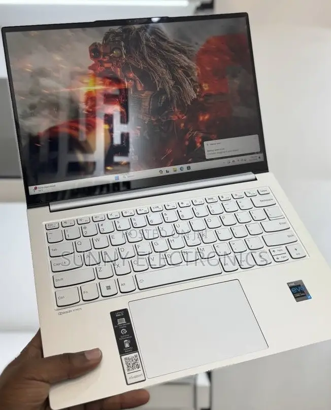 New Laptop Lenovo Lrgion 7i 16GB Intel Core I7 SSD 512GB