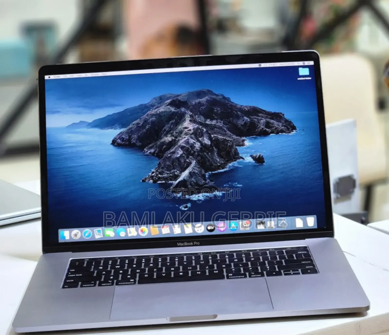 New Laptop Apple MacBook Pro 2019 32GB Intel Core I9 SSD 1T