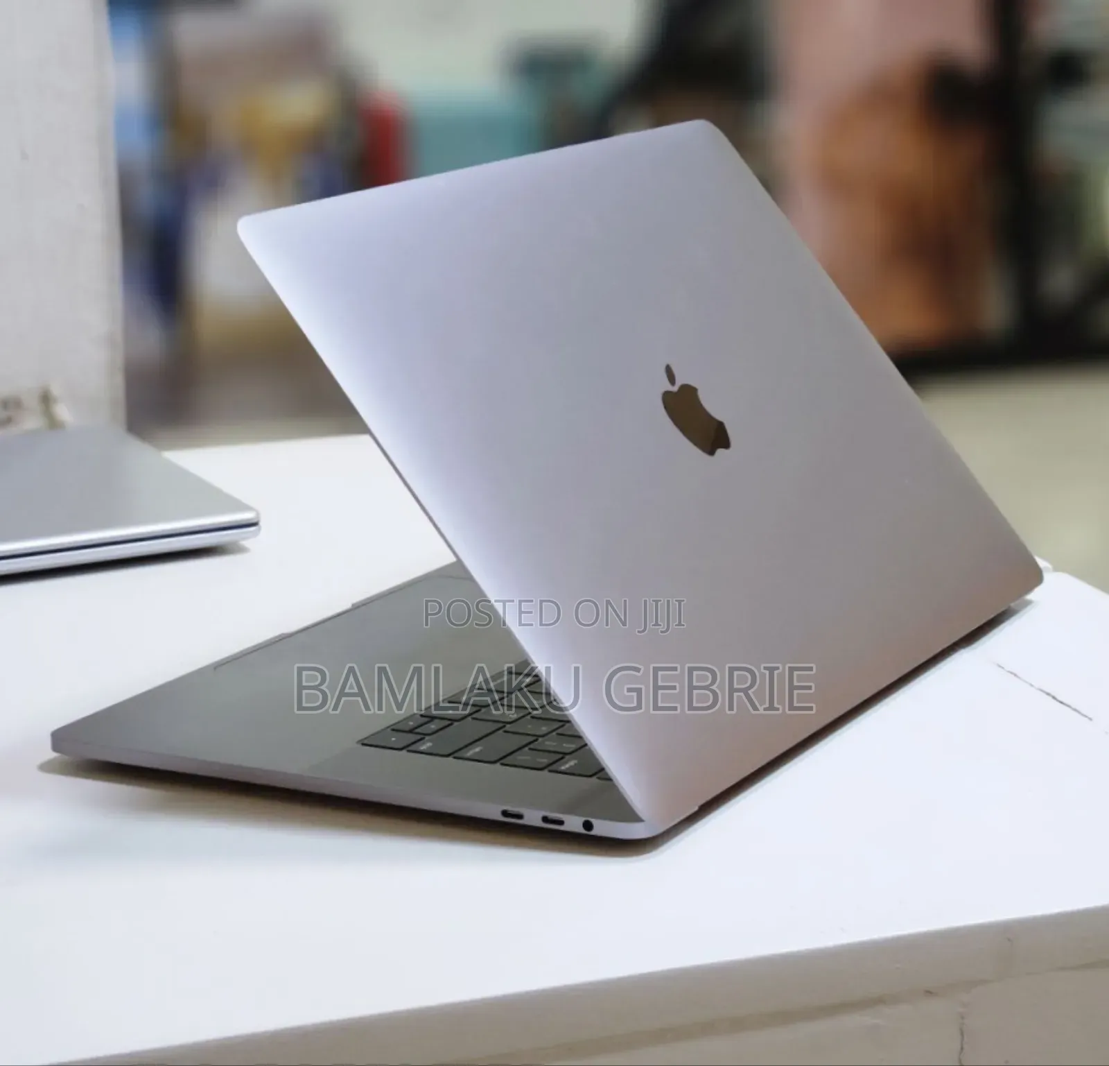 New Laptop Apple MacBook Pro 2019 32GB Intel Core I9 SSD 1T