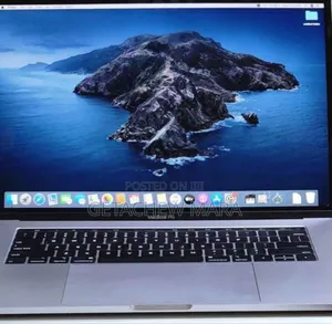 Photo - New Laptop Apple MacBook Pro M1 32GB Intel Core I9 SSD 1T