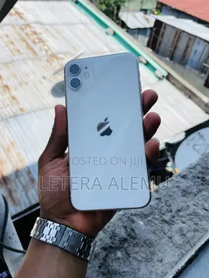 Apple iPhone 11 128 GB White