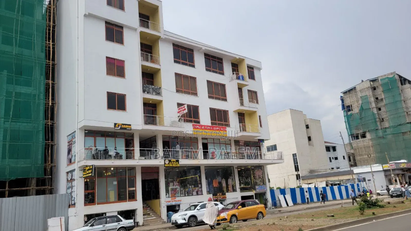 የሚሸጥ ህንፃ B+g+5