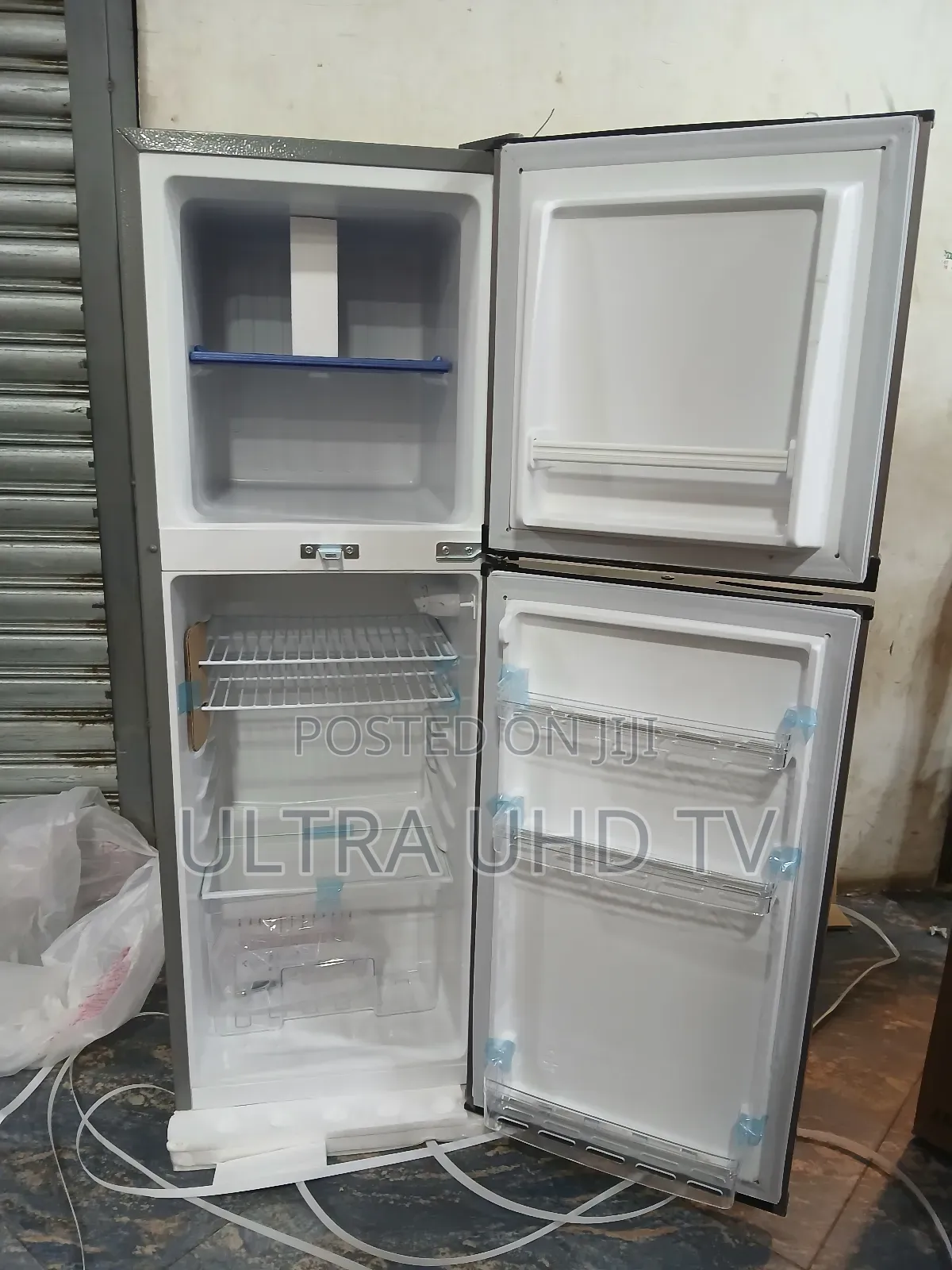 West Refrigerator 260l