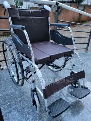 Commode Wheelchair埶三wheelchair٤=٤wheelchair川癒wheelchair÷=÷Wheelchair