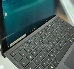 New Laptop Microsoft Surface Pro 6 8GB Intel Core I7 SSD 256GB