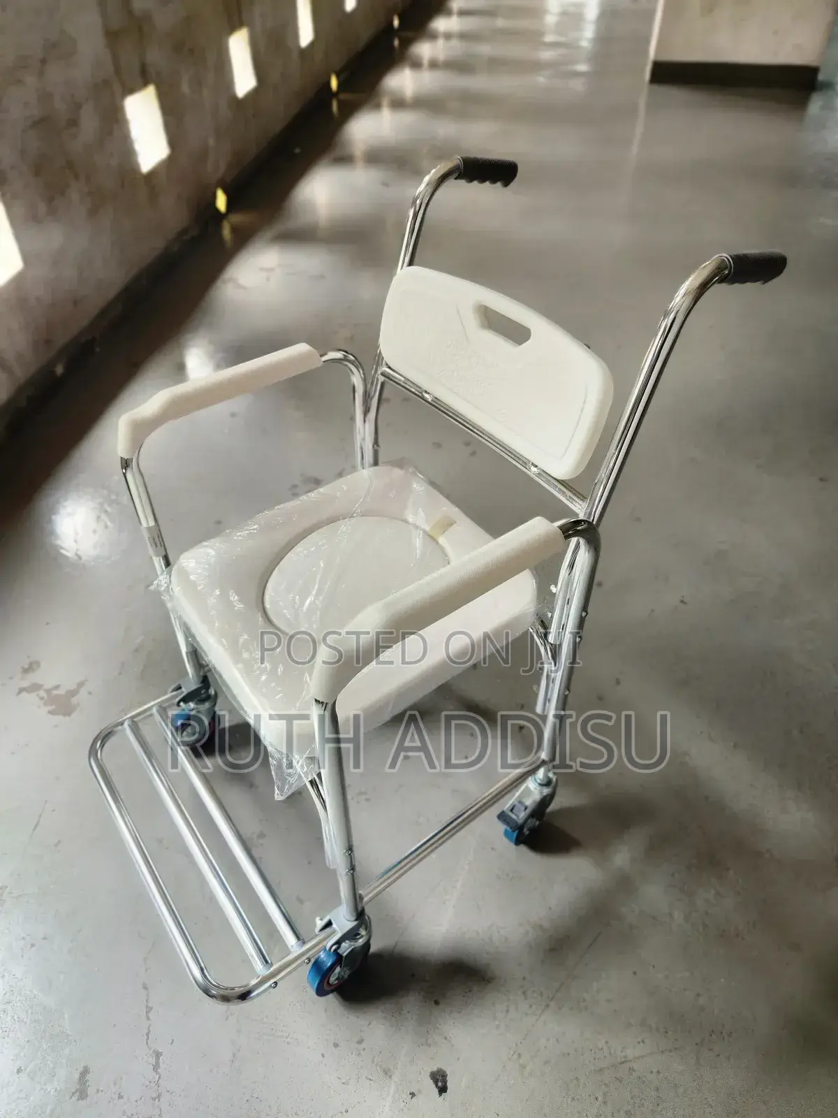 Wheelchair卦在wheelchair Commode襖不wheelchair Commode衫也wheelchair Commode