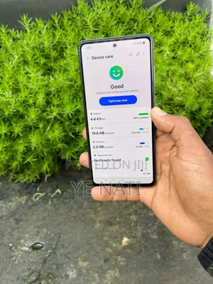 Photo - Samsung Galaxy A52 128 GB Black