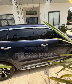 Hyundai Santa Fe 2017 Blue