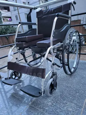 Pot=Toilet Wheelchair莊𡸜wheelchair窩煚wheelchair=#Wheelchair[[]]Wilcher