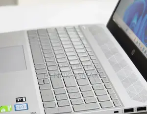 New Laptop HP Pavilion 15 8GB Intel Core I5 SSD 1T