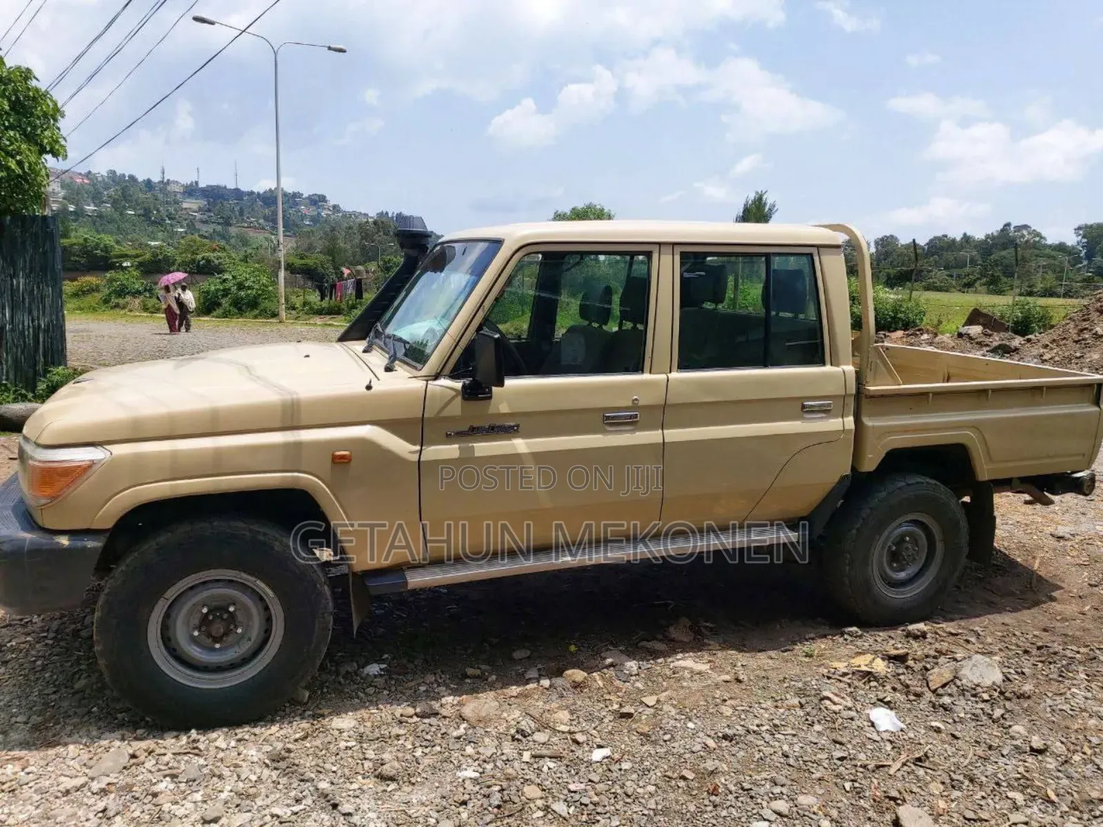 Toyota Land Cruiser 2016 Gold