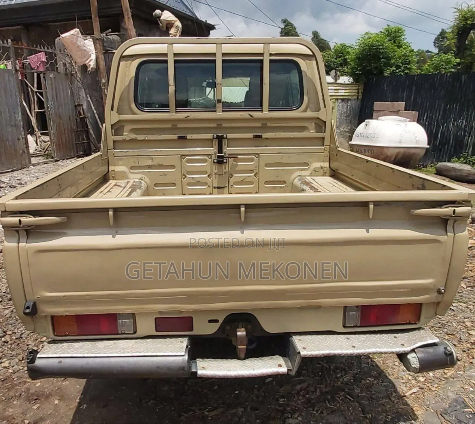 Toyota Land Cruiser 2016 Gold